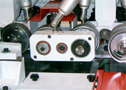 Четырехсторонний станок Richman VH-M412 - устройство подачи коротких заготовок