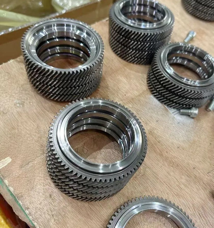 500-600-Dia-CNC-Worm-Wheel-Gear-Grinding-Machine-for-Shaft-and-Disk-Hardened-Cylindrical-Gears!!!.jpg