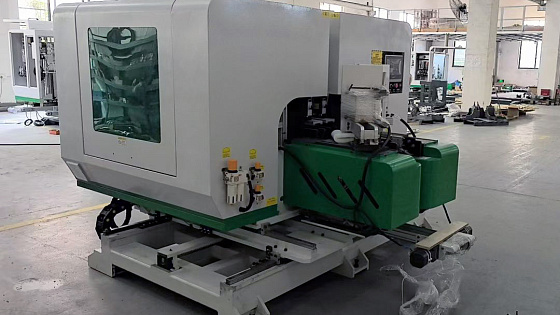 2025 год. Двусторонний шипорезный станок для паркета под углом в Курской области