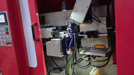 2025 год. Станок для заточки передней/задней граней дисковых пил MF158C для завода в Санкт-Петербурге