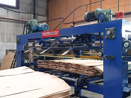 2019 год. Оборудование для производства фанеры в Иваново