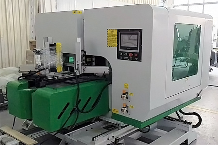 2025 год. Двусторонний шипорезный станок для паркета под углом в Курской области