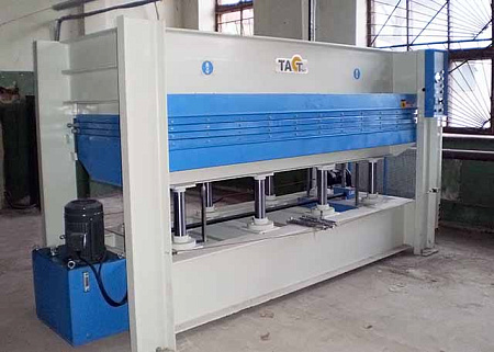 2010 год. Оборудование для производства дверей в Тверской области