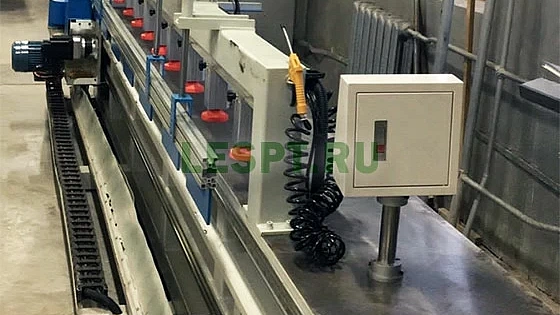 2023 год. Мебельное оборудование для обработки шпона в Московской области