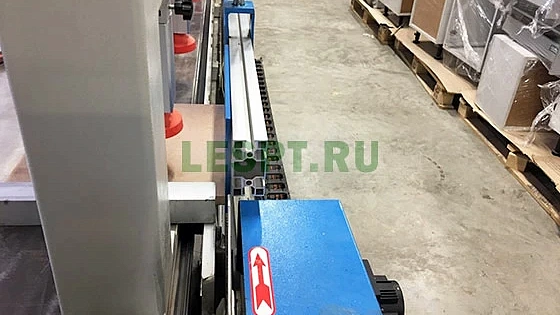 2023 год. Мебельное оборудование для обработки шпона в Московской области